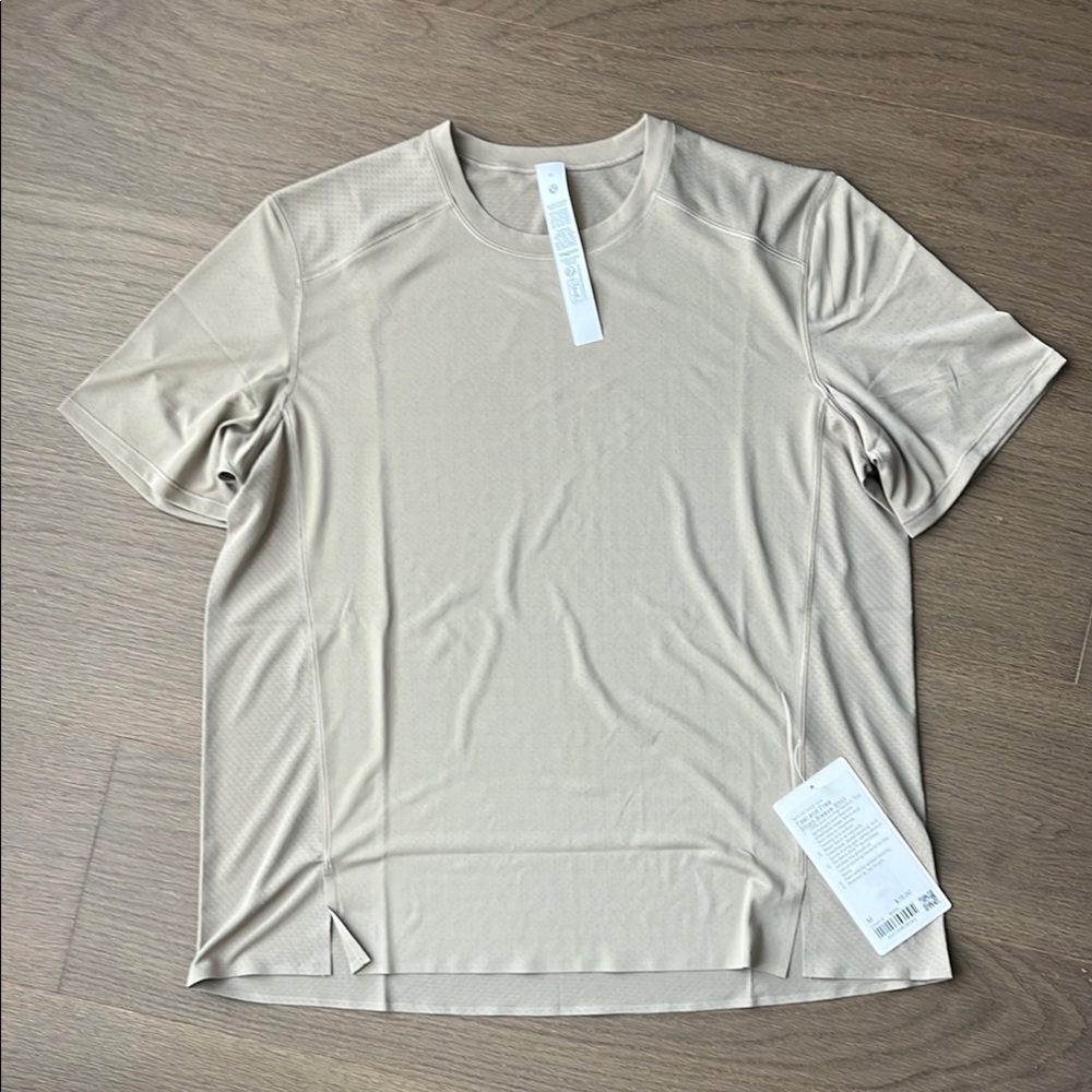 Lululemon women’s Fast and Free